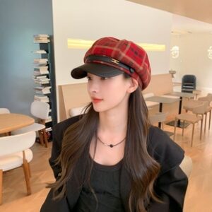亣圣淑女格纹磨毛感八角帽韩版文雅气质服饰帽子显脸小百搭贝雷帽